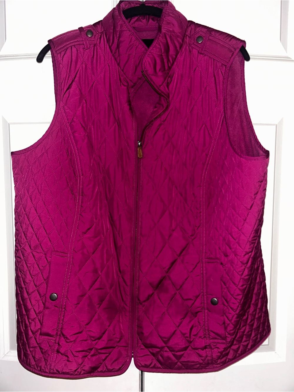 Talbots Quilted Sleeveless Vest in Fuchsia Pink